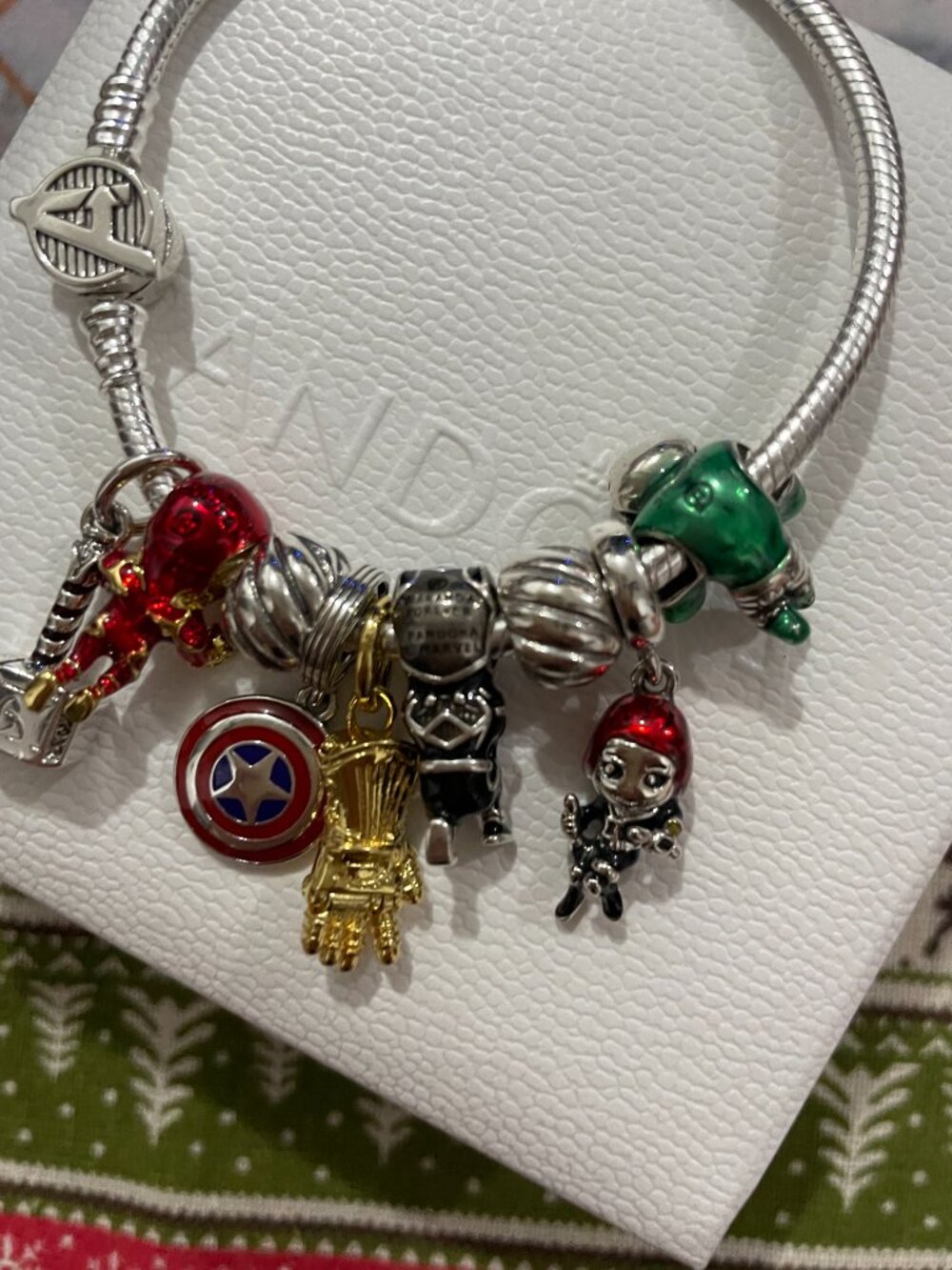 Pandora x Marvel Collaboration Charm Bracelet - Picture 9 of 10
